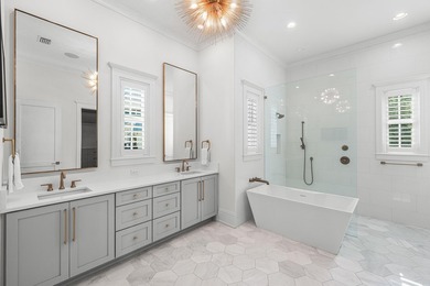 Set within the exclusive waterfront neighborhood of Churchill - photo 7
