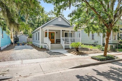 AMAZING Bungalow in the Beaufort Historic District / Northwest - photo 1