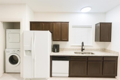 Move-in ready 2 bed, 2 bath North Dallas condo for sale in a
