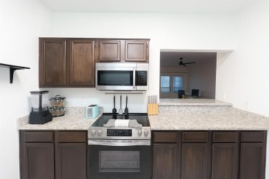 Move-in ready 2 bed, 2 bath North Dallas condo for sale in a