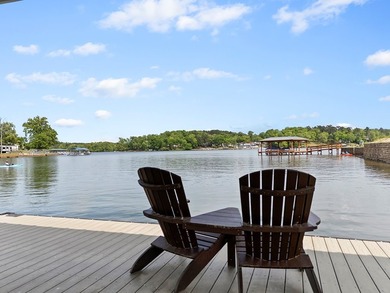 Welcome to 1173 Proctor Circle, a stunning waterfront retreat - photo 17