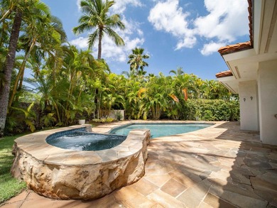 A private Wailea Kialoa retreat, where chic island elegance - photo 18