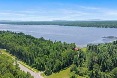 Tucked away at the end of a long private driveway, 3107 Caribou - photo 8