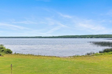Tucked away at the end of a long private driveway, 3107 Caribou - photo 9