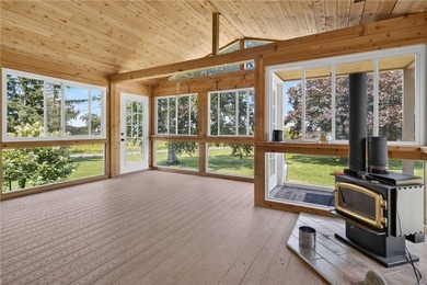 It's rare to find a home that offers this much versatility - photo 5
