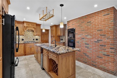 It's rare to find a home that offers this much versatility - photo 10