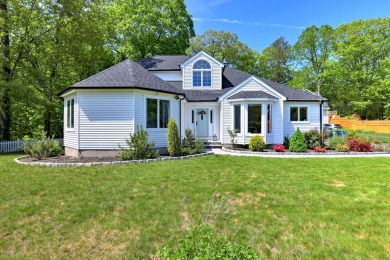 Lake Home Sale Pending in Hamden, Connecticut