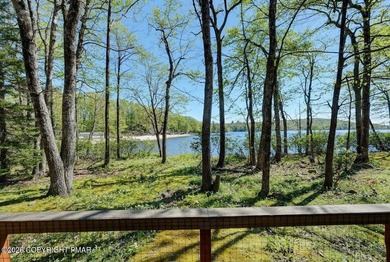 ***LAKEFRONT***AND SLEEPING LOFT. Nestled in the serene and - photo 41