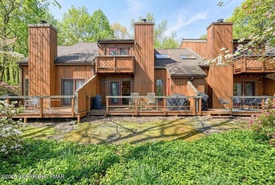 ***LAKEFRONT***AND SLEEPING LOFT. Nestled in the serene and - photo 44