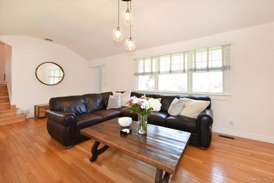 Comfort, Quality, And Style Abound In This Move-In ready - photo 6