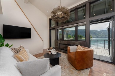 Lake Chelan Condo For Sale in Manson Washington