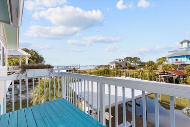 Waterfront Living in Cedar Key - Fully Furnished & Move-In Ready - photo 4