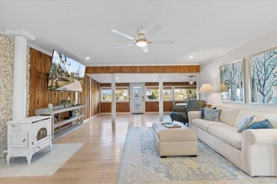 Waterfront Living in Cedar Key - Fully Furnished & Move-In Ready - photo 9