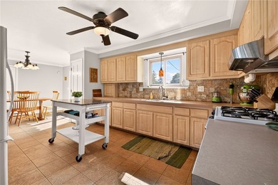 Open Saturday 11:00-1:00!! Welcome to 768 Dewitt Road! Tucked - photo 10