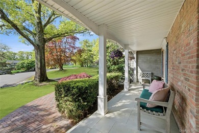 Welcome to this stately, immaculately maintained 4 bedroom, 2.5 - photo 5