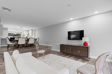 Welcome to this stunning three-bedroom, two-and-a-half-bath - photo 16