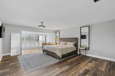 Welcome to this stunning three-bedroom, two-and-a-half-bath - photo 20