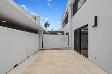 Welcome to this stunning three-bedroom, two-and-a-half-bath - photo 29