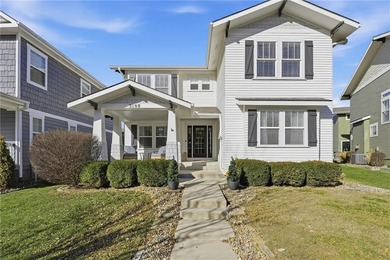 Old Longview Lake Home Sale Pending in Lees Summit Missouri