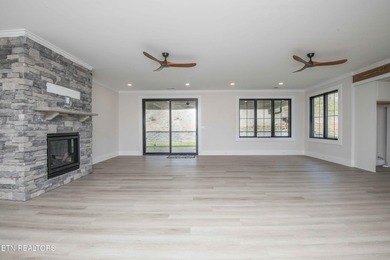 Welcome to your beautiful home in TN National, perfectly - photo 11