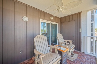 Updated one-bedroom, one-bath condo in Leisure Condominiums with - photo 24