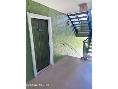 Location! Location ! Welcome to Villas of Timberlin - photo 8