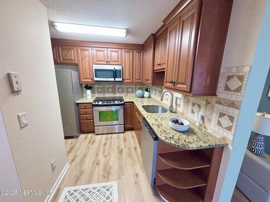 Location! Location ! Welcome to Villas of Timberlin - photo 10