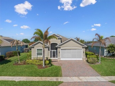 This beautifully maintained 2015 4 bed 2 bath residence - photo 1