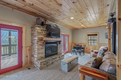 Welcome to The Cozy Cabin, a beautifully maintained mountain - photo 44