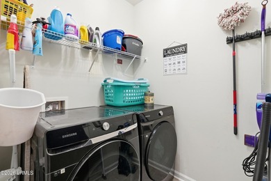 Discover your perfect oasis in this well-maintained 3-bedroom - photo 7