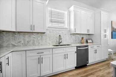 Stunning 30A Beach Retreat with Private Pool Located across 30A - photo 13