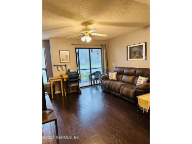 Lake Condo For Sale in Jacksonville, Florida