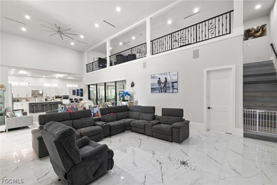 Modern large home on 1 acre, yes 20' entrance ,almost 10,000 sqf - photo 12