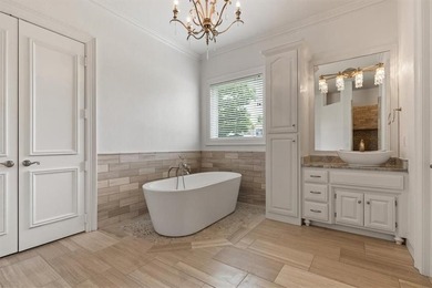 NOW $1,675,000 PINNACLE COUNTRY CLUB. This timeless - photo 21