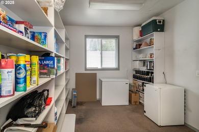 Beautiful spacious home located in highly desirable Hucrest. The