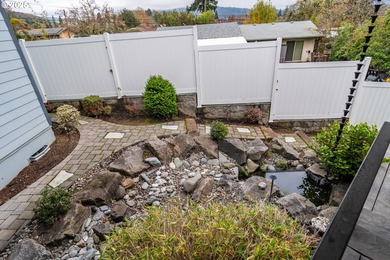 Beautiful spacious home located in highly desirable Hucrest. The