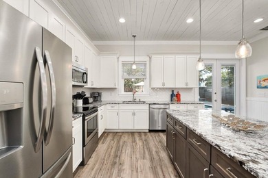 Established income property in Crystal Beach, built in 2018. Has - photo 9