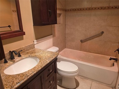 This just in! This spacious 2 Bedroom condo is waiting for its - photo 14