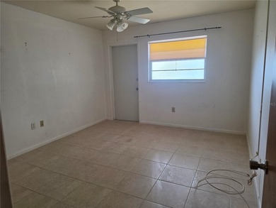 This just in! This spacious 2 Bedroom condo is waiting for its - photo 15