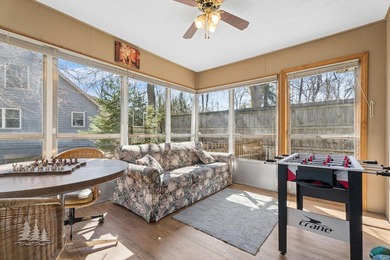Move-in ready and made for relaxing, this charming 2-bedroom - photo 17