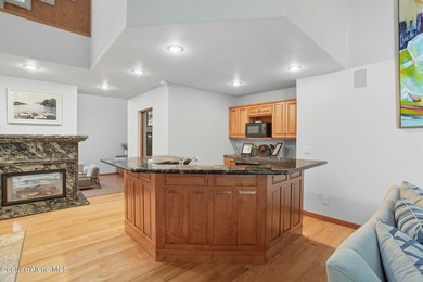 Iconic waterfront masterpiece on Lake Coeur d'Alene with over 8 - photo 18