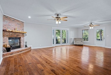 You're going to love this hard-to-find located out of the flood - photo 20
