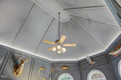 Welcome to a luxury lifestyle property redefining resort-style - photo 20