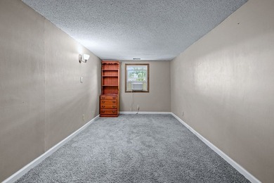 You're going to love this hard-to-find located out of the flood - photo 27