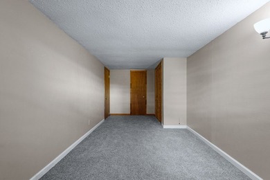 You're going to love this hard-to-find located out of the flood - photo 28