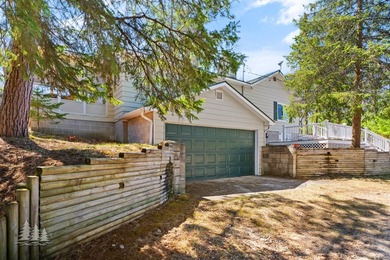 Move-in ready and made for relaxing, this charming 2-bedroom - photo 29