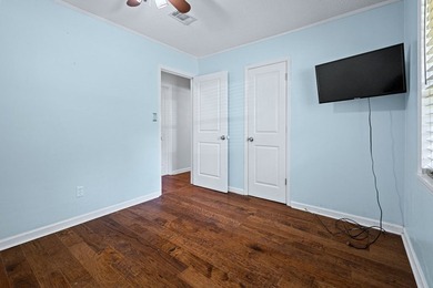 You're going to love this hard-to-find located out of the flood - photo 30