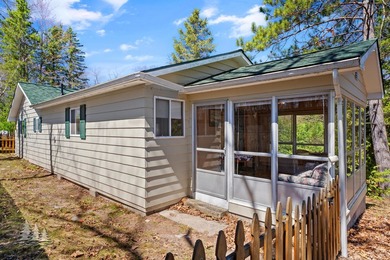 Move-in ready and made for relaxing, this charming 2-bedroom - photo 30
