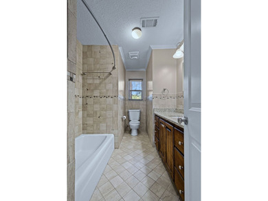 You're going to love this hard-to-find located out of the flood - photo 31