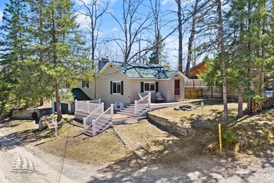 Move-in ready and made for relaxing, this charming 2-bedroom - photo 31